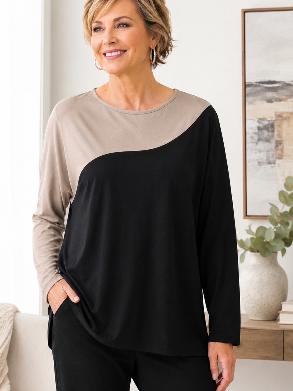 Colorblock Long-Sleeve Women's Top in Black and Taupe. Estimated Size Medium